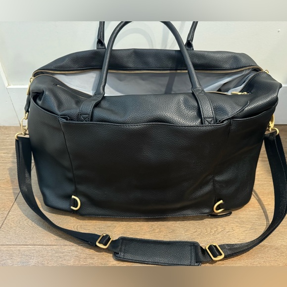 LIKE NEW ✨ Freshly Picked Classic Weekender - Ebony - Picture 5 of 7